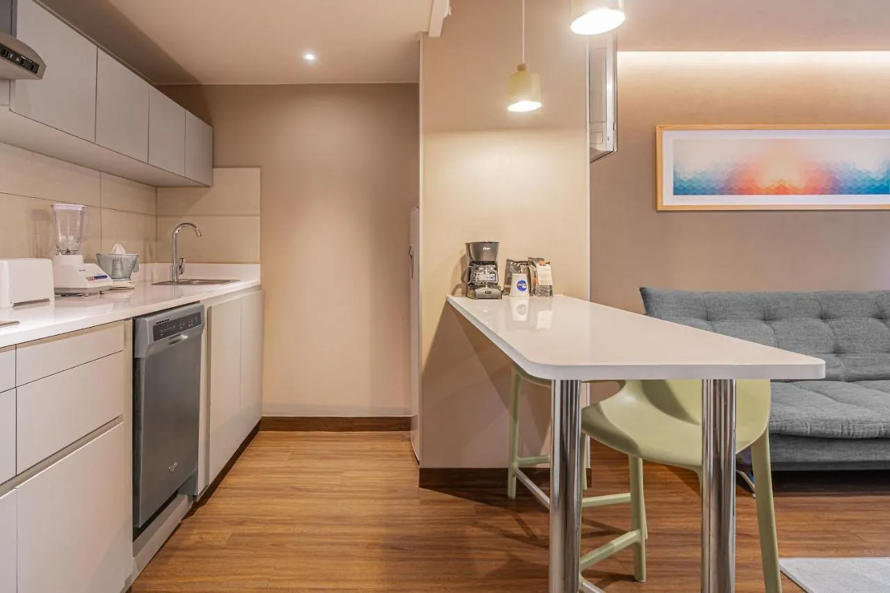 City Express Suites By Marriott Керетаро Мексика