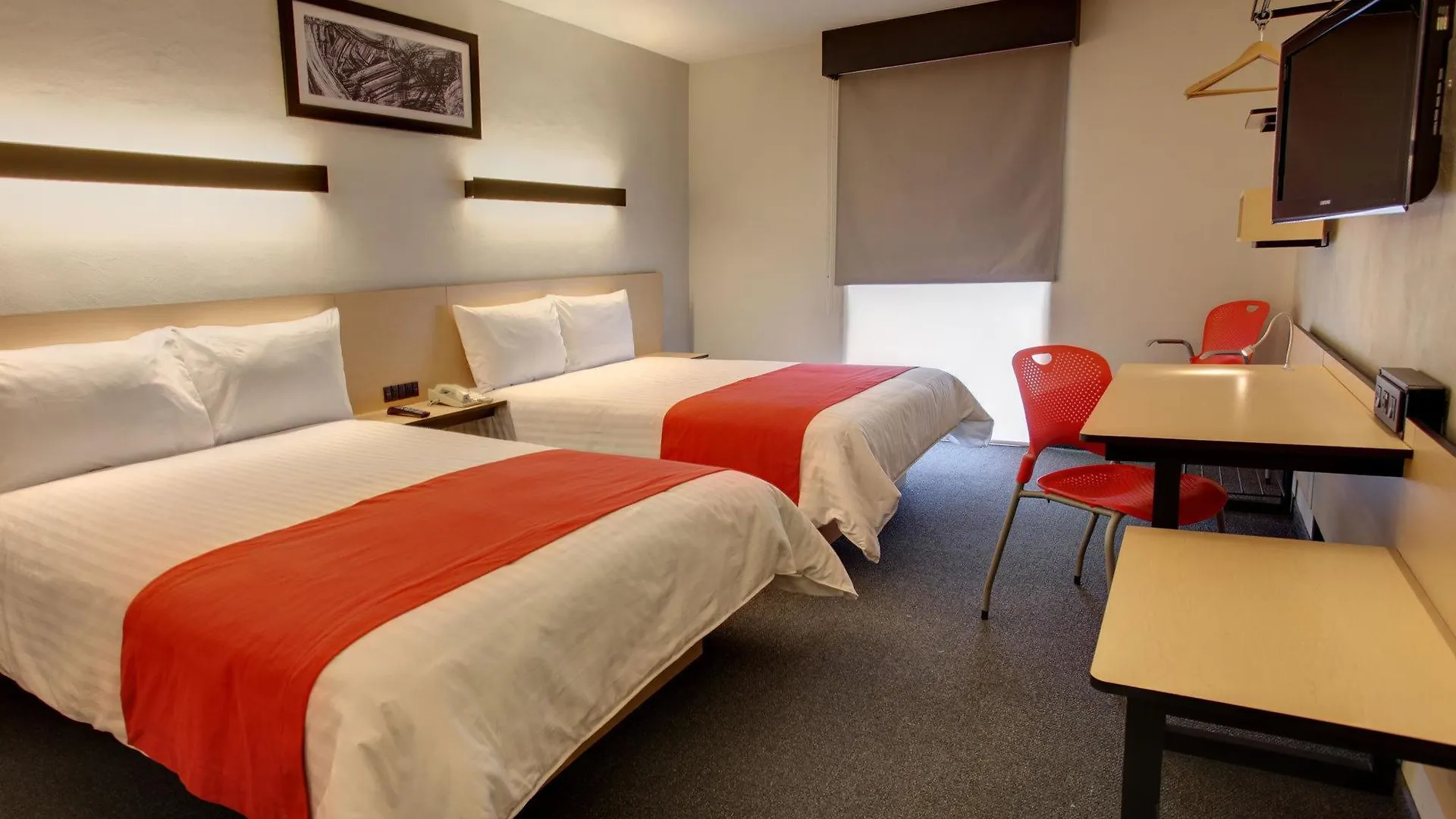 Апарт-отель City Express Suites By Marriott Керетаро