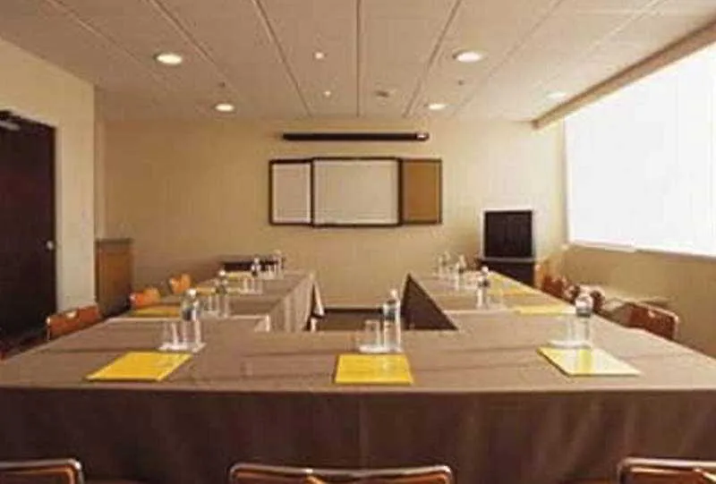 City Express Suites By Marriott Queretaro Aparthotel