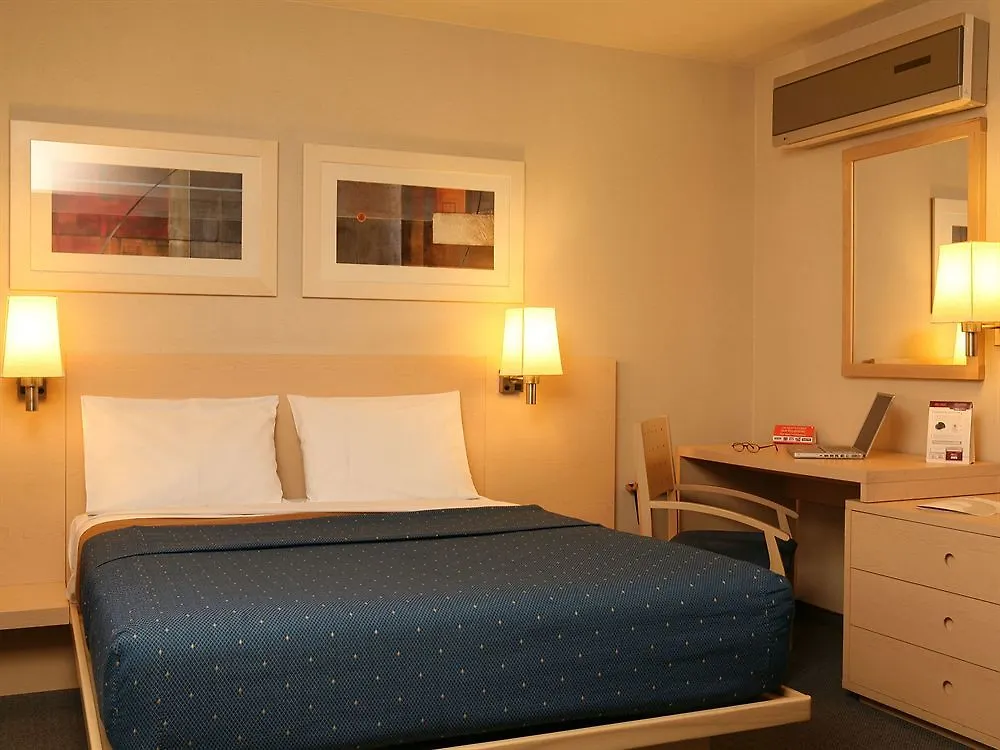 City Express Suites By Marriott Керетаро Апарт-отель